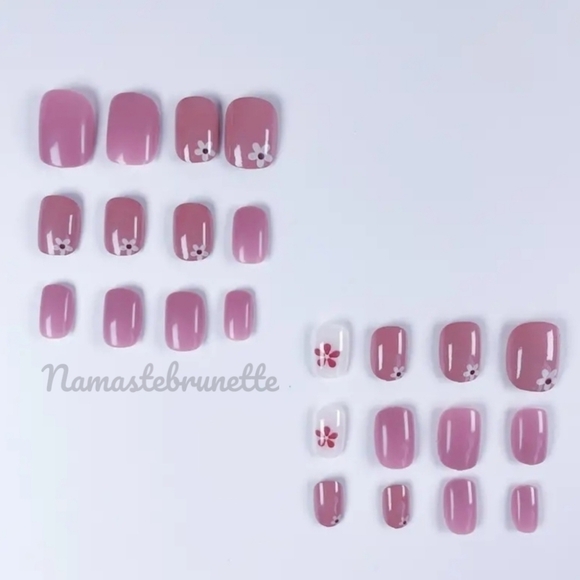 2/$16 Floral Short Press On Nails - Picture 10 of 16